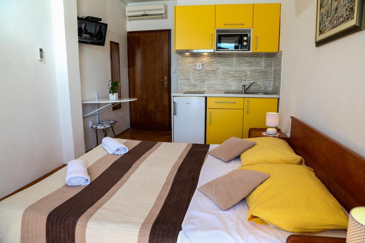 Guest house Duje Milna Milna (Hvar)
